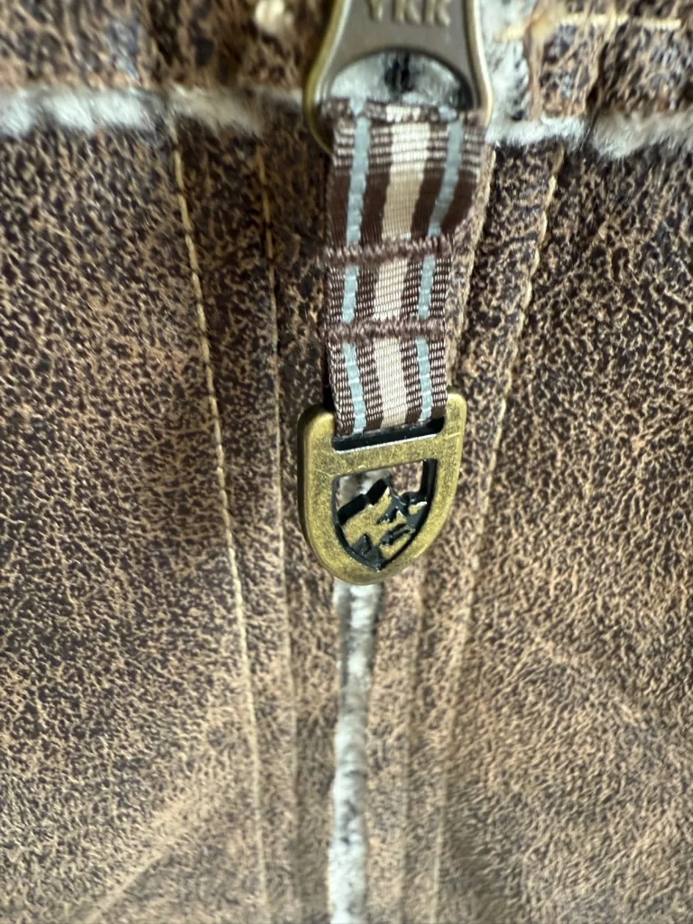 KUHL Projekt Dani Sherpa Vest Womens Brown Faux Leather Wool Outdoor Medium - Picture 4 of 12